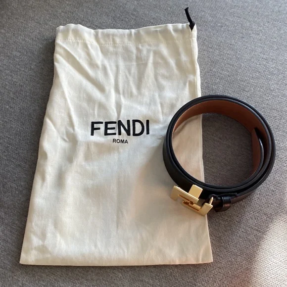 Black Fendi belt w/ gold hardware - Picture 7 of 7